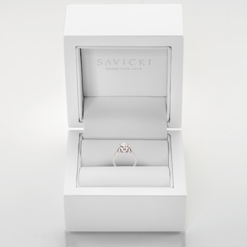 Pierścionek Platinium: platyna, diamenty